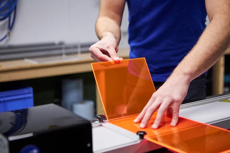 Kunststof-tafeltje-maken-plexiglas-buigen